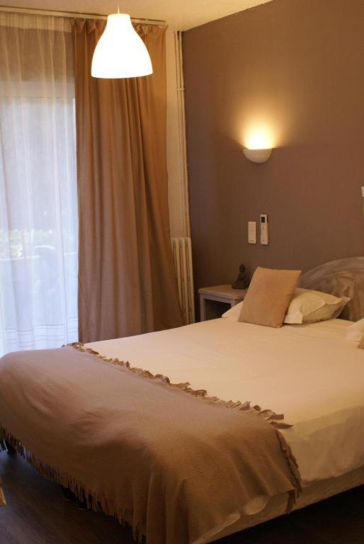 Hotel Le Petit Manoir Logis